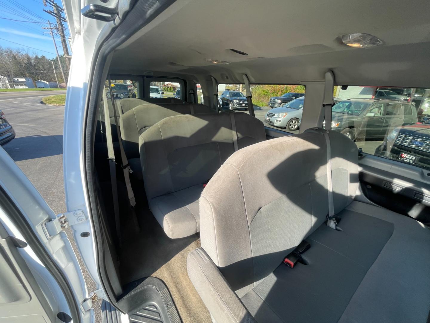 2013 White /Gray Ford E-Series Wagon E-350 XLT Super Duty Extended (1FBSS3BL8DD) with an 5.4L V8 SOHC 16V FFV engine, 4-Speed Automatic transmission, located at 547 E. Main St., Orwell, OH, 44076, (440) 437-5893, 41.535435, -80.847855 - Photo#34